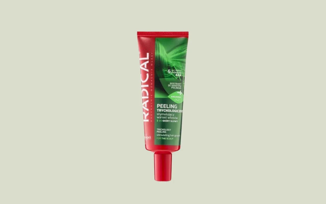 Peeling do skóry głowy na sucho czy mokro - który wybór jest lepszy?