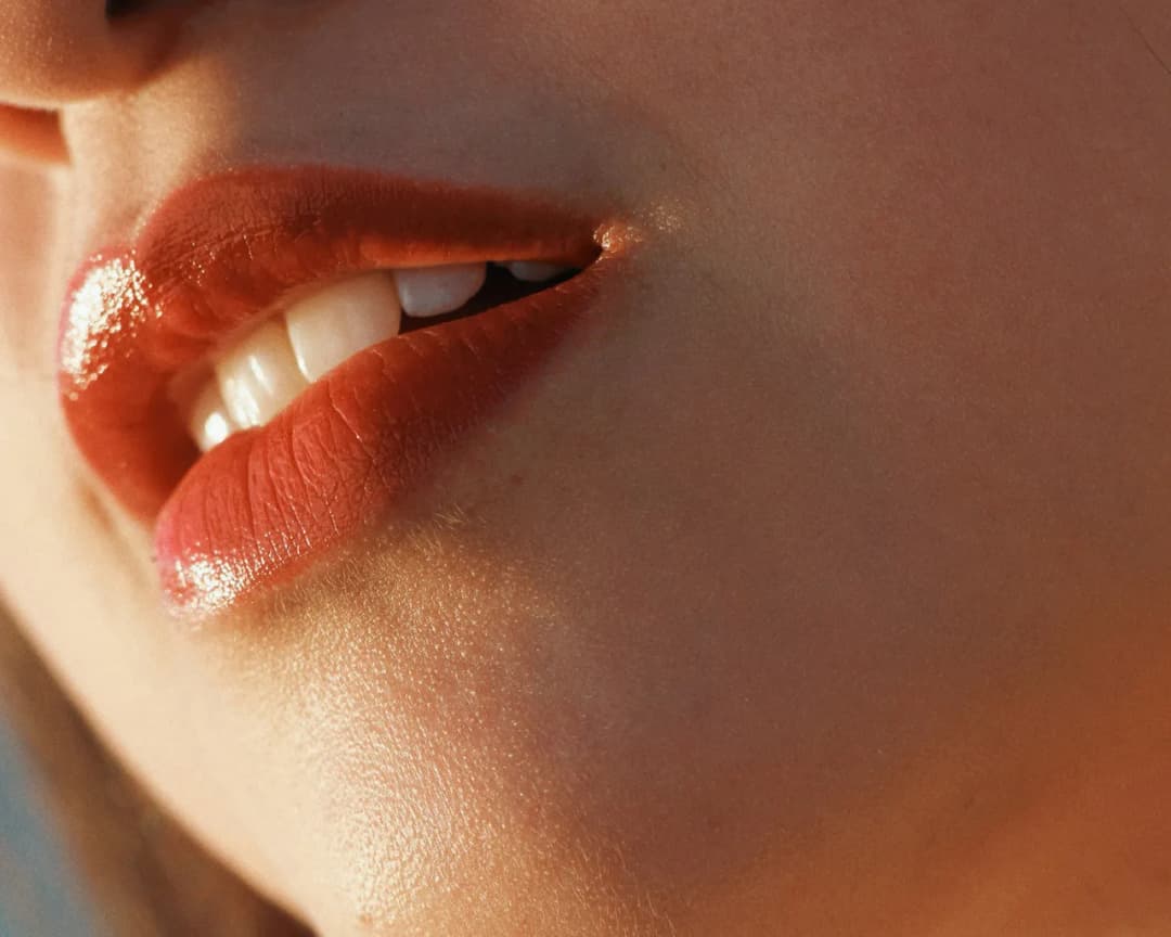 Ile trwa zabieg powiększania ust? Czas i ważne czynniki wpływające